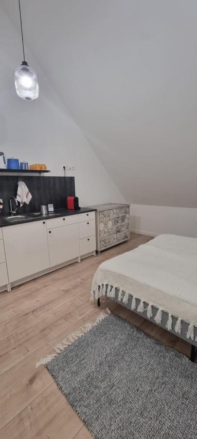 Vankoska Apartman Тихань Экстерьер фото